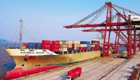 ����10�³���ͬ���»�3.6%