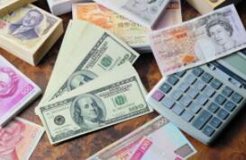 ���й����г���չ700��Ԫ7������ع�����