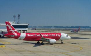 ���޺����ձ���ծ14��Ԫ�����Ʋ�