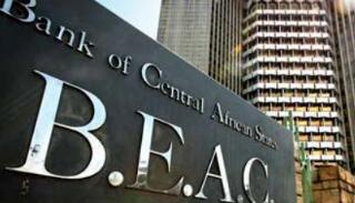 �Ϸ����мӴ�ծȯ�ع�����