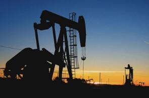 �����ͼ�2��12�����ǣ�����WTIԭ������4.6%