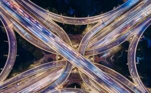 ���澫ѡ��˳��ع�1����������ҵ��Ӫ��ͬ����40%