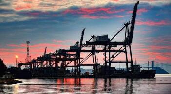 �й�������Ʒ�ڻ�ҹ�̶����յ� ����ʯ��5.6%