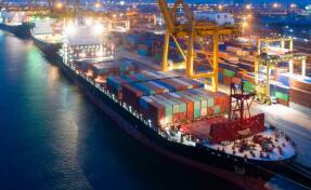 ǰ2����Խ�Ͻ������ܶ��960����Ԫ