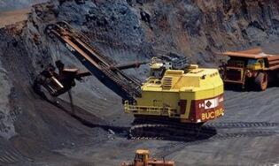 �й������ڻ�ҹ�̺�ɫϵ������Ʒ�ձ��յ�������ͭҹ���յ�1.26%����ͭ�յ���2.2%