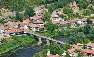 ��������2021��Ͷ����2.9�ڶ��и������������еľ�ҵ