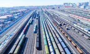 �ܸ����ʹ��˼��ƶ������޵ĺ���ɢ��ָ����10����¸�