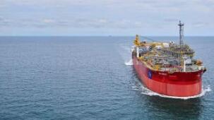 6��15�����ͣ�WTI���ո�1.8%��������ԭ���ڻ���1.6%�������¸�