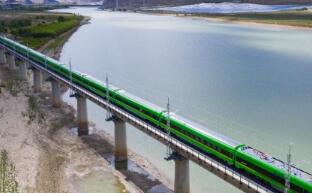 �����й��ٶȣ�̤���������˸��˺��г����̾��ˡ�