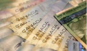 ����֤ȯ�ϰ��꾻��ͬ������34.16% ��10��1.3Ԫ