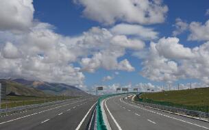 ƽ������4500������ �����Ϻ�����ߵĸ��ٹ�·����ͨ��