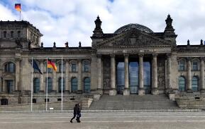 �¹��������̸����ʽ���� ����������12����Ѯ�齨