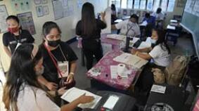 ���ɱ�ȫ���͵ط�ѡ��ͶƱ��ʽ��ʼ