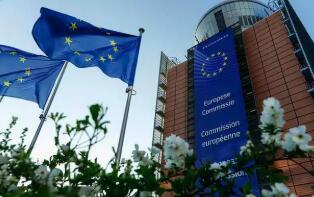 ŷ�˶Զ��Ʋü�����Ƹ�ͨ�� ŷ�����л������߳�ѹ