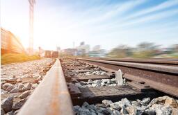 ������᣺��������ҵ�г��ڴ����ģ