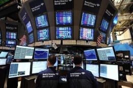 ŷ�޹���13�������ߵͣ��¹������˸�����DAXָ���µ�1.1%