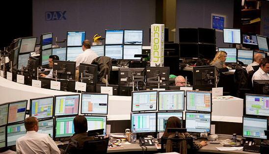 ŷ�޹���26���µ����¹������˸�����DAXָ���µ�0.86%