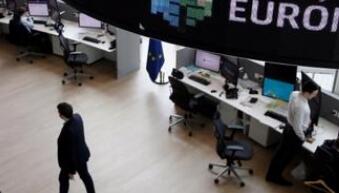 ŷ��3�������߸ߣ��¹������˸�����DAXָ������1%