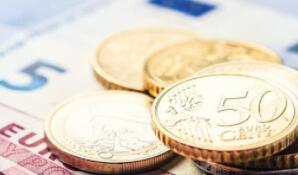 �ƴ������̲������ƴ�50ָ��������ƽ �۰�΢�Ϸ��м���15.81%