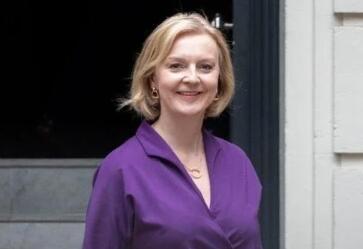 Ӣ����������˹�������ڸ��Ա����