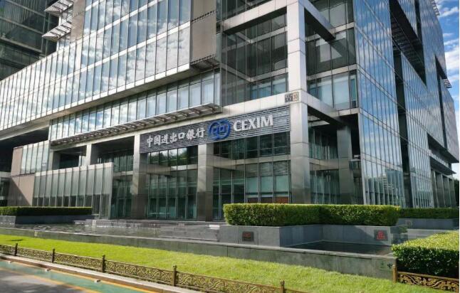 �й�����������8��ĩ��ɫ�Ŵ������4000��Ԫ