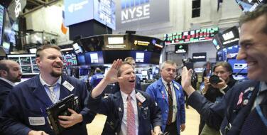 ŷ�޹���7��С���ոߣ��¹������˸�����DAXָ������0.55%