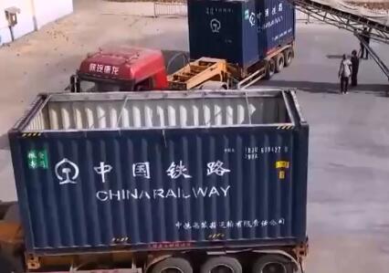  10����С��ҵ��չָ���������ָ����ů