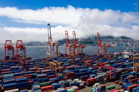 ����ȥ��ó���������472����Ԫ����ʷ�¸�