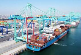 ���޵ĺ���ɢ���˼�ָ��������ʮ���������µ�